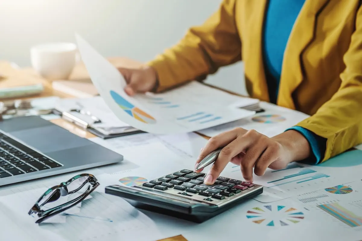 Syndicated loan pricing financial modelling